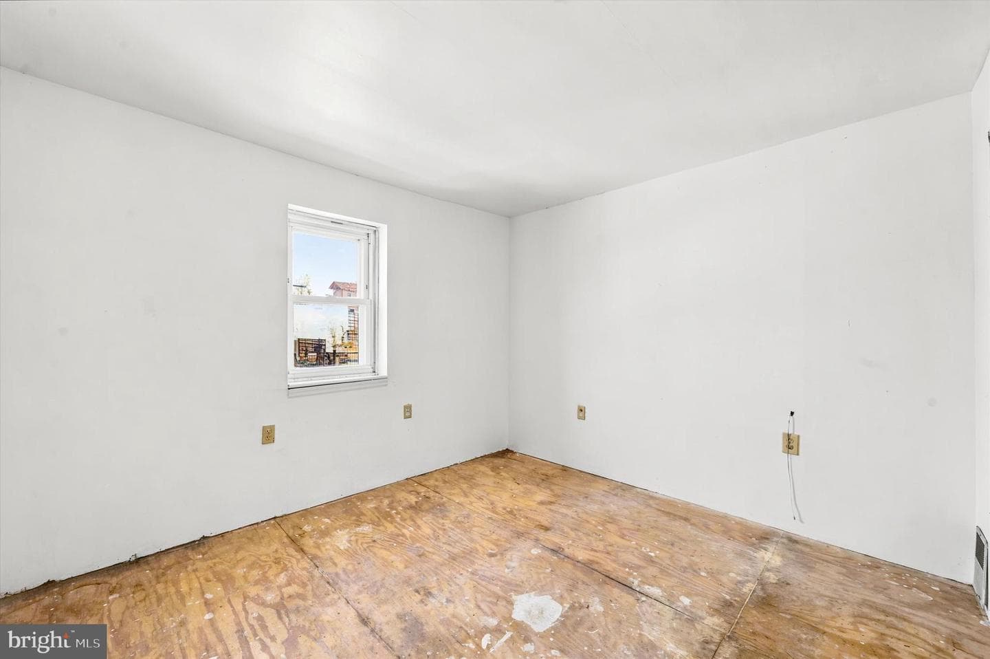 2417 E Cumberland Street photo 19