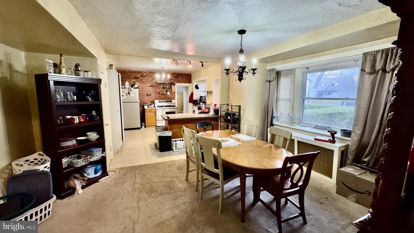 5401 Gainor Road photo 3