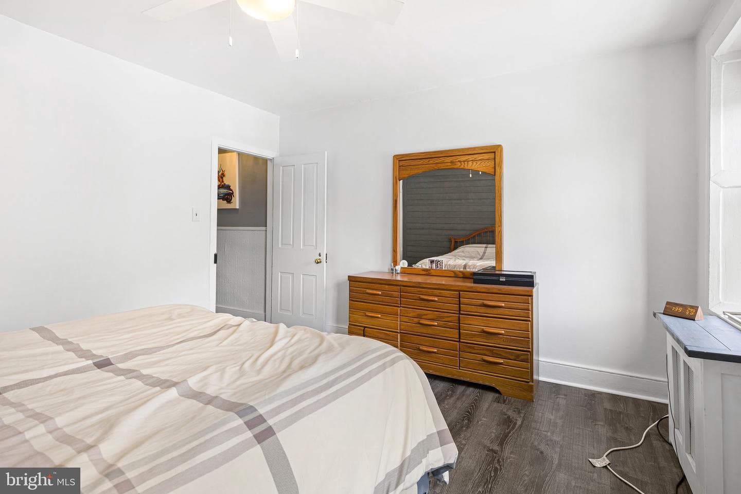 310 Carson Street photo 19