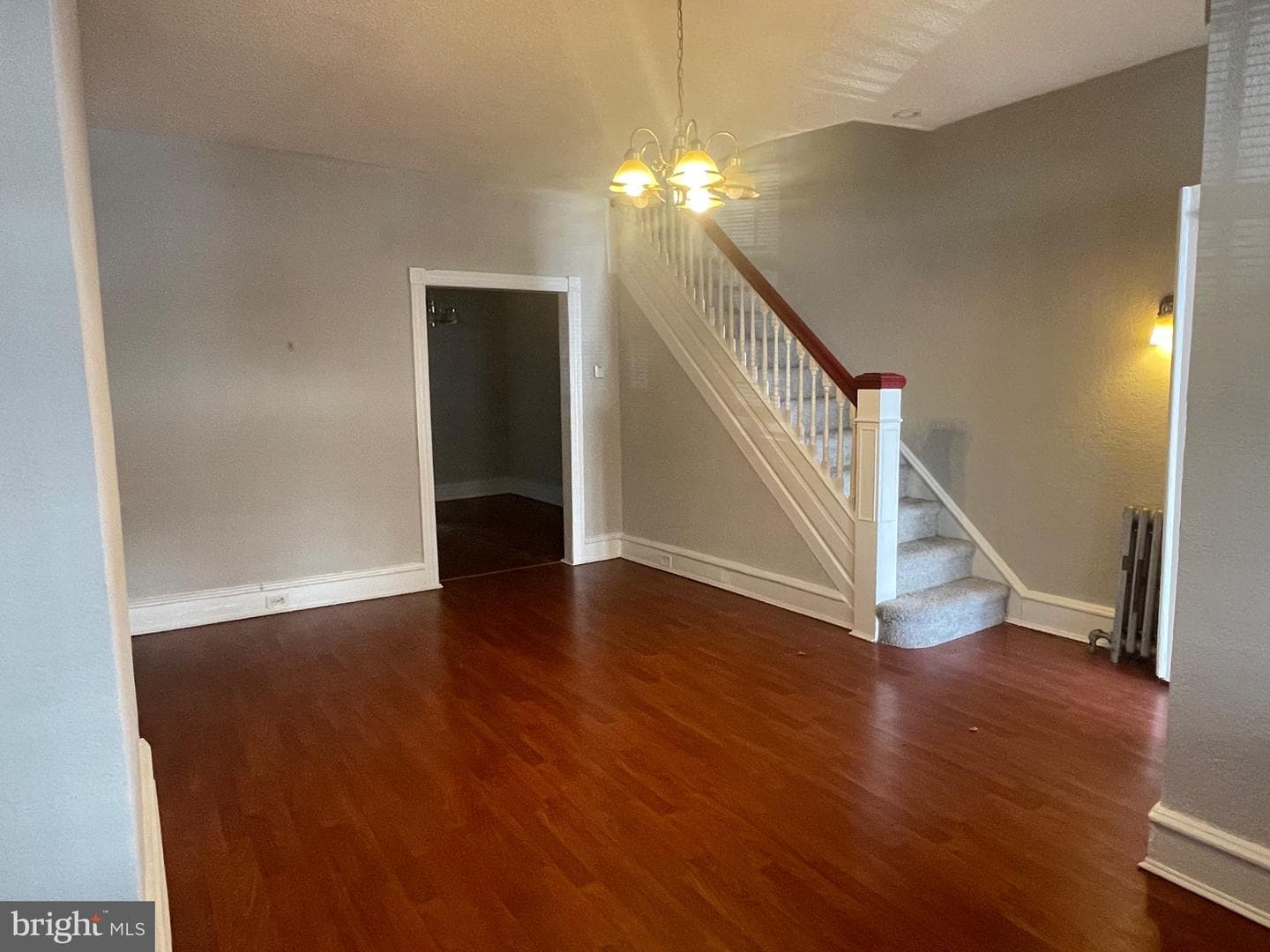 131 W Hansberry Street photo 3