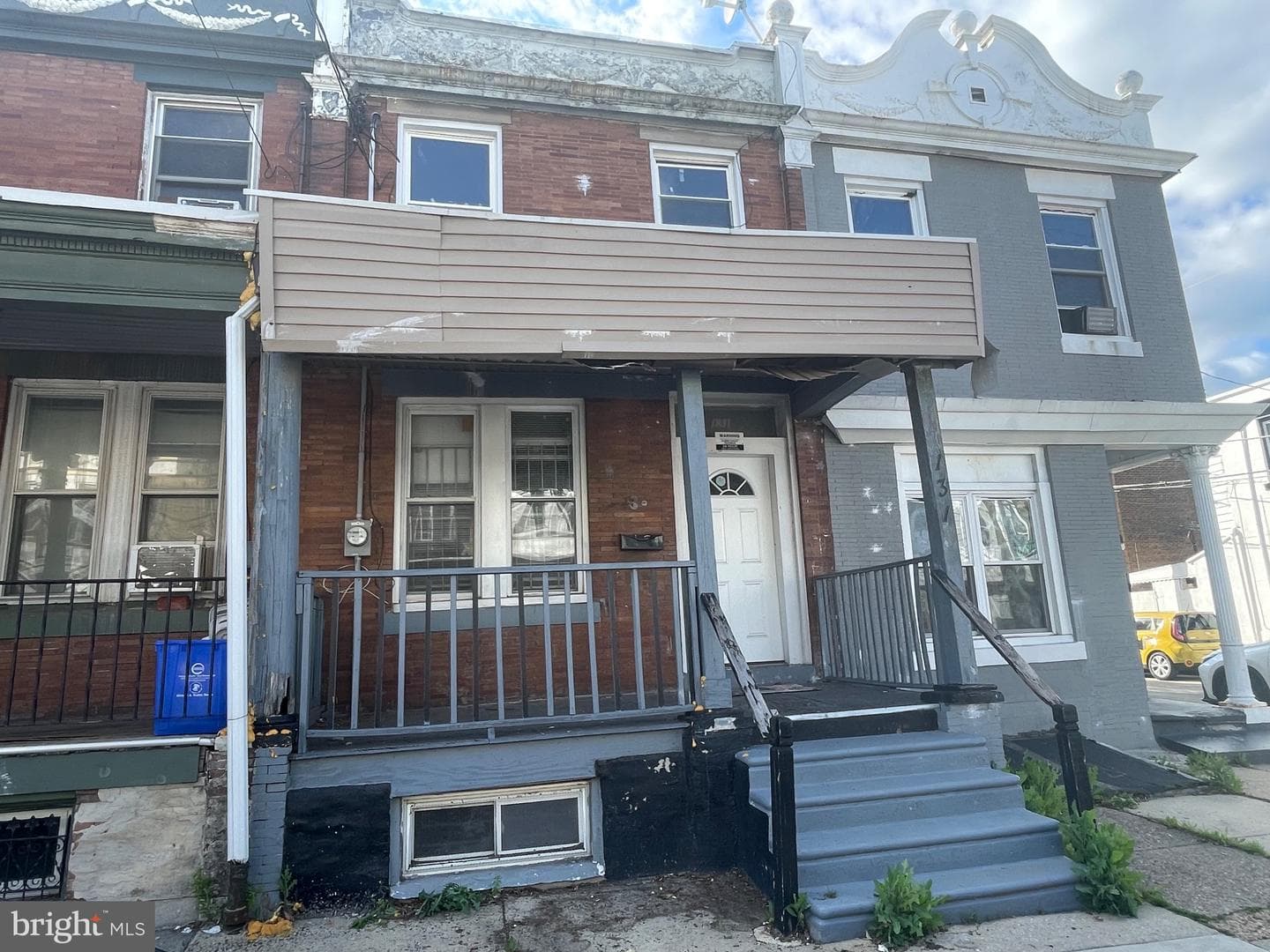 131 W Hansberry Street photo 4