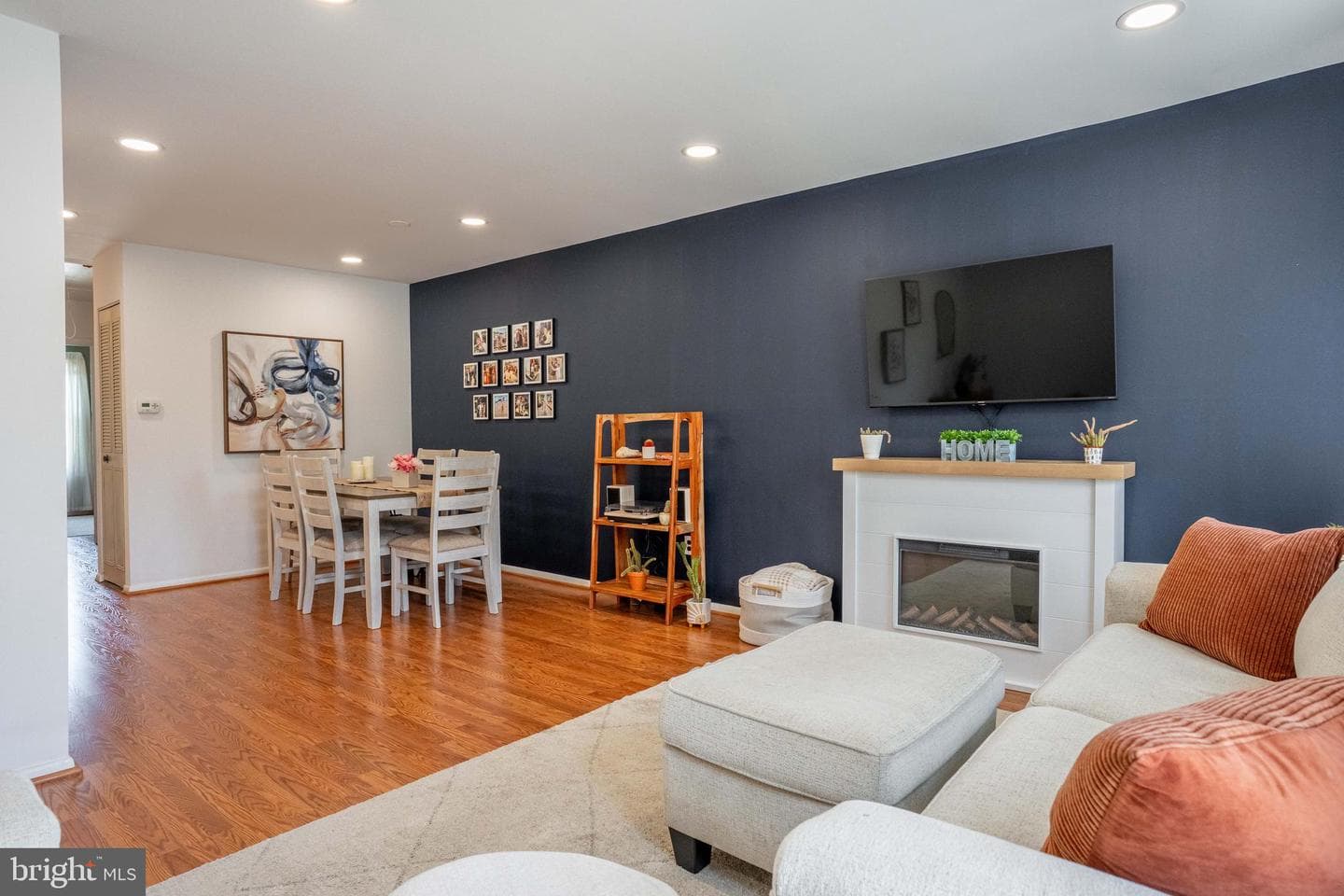 221 Goodford Road photo 3