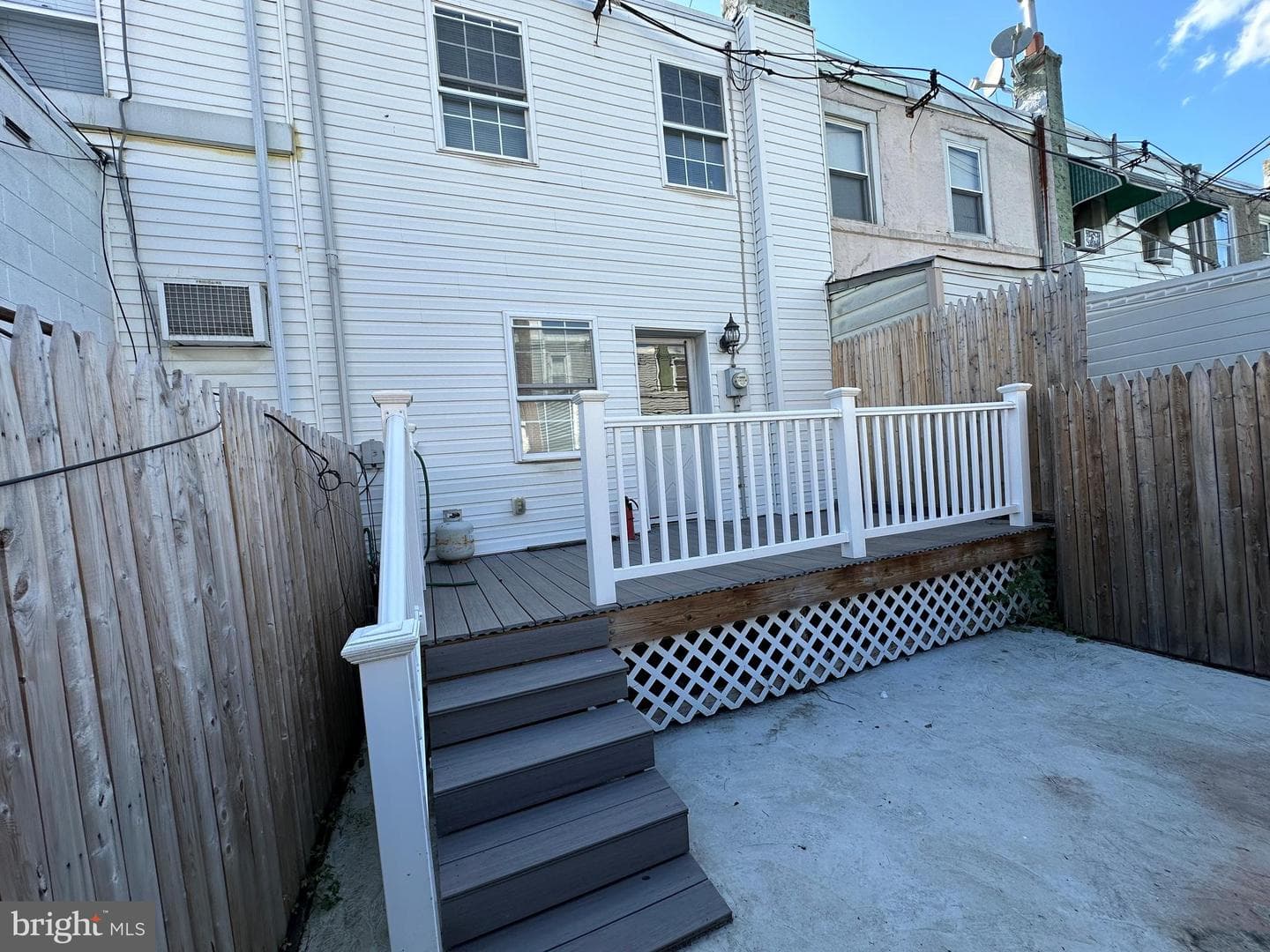 2731 S Fairhill Street photo 16
