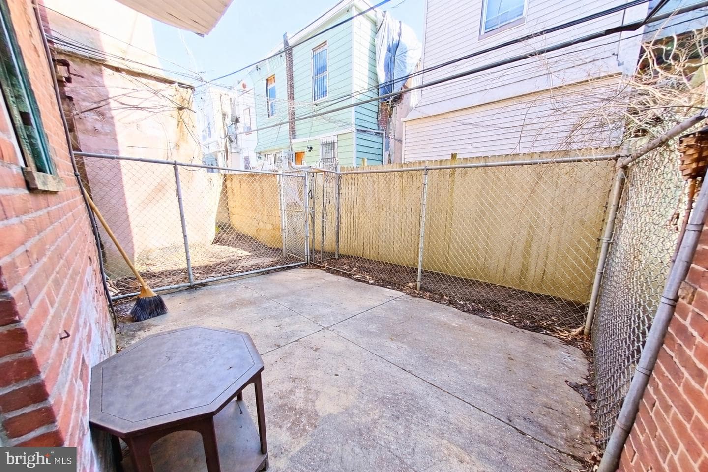 2827 N Judson Street photo 25