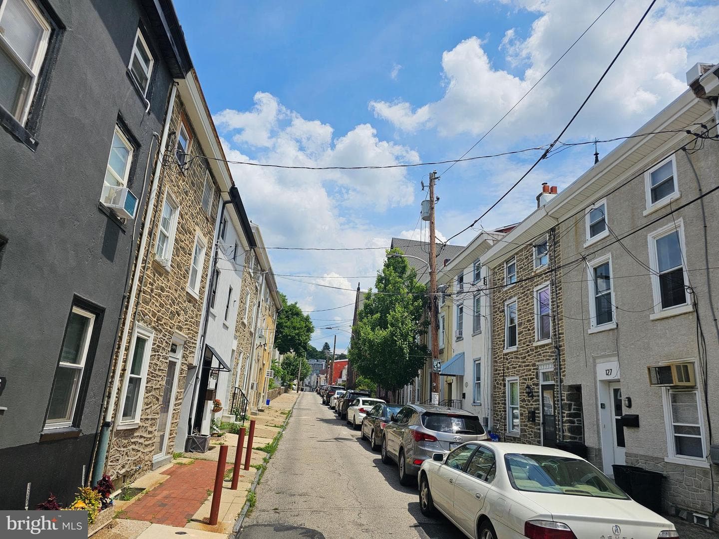 180 Krams Avenue photo 3