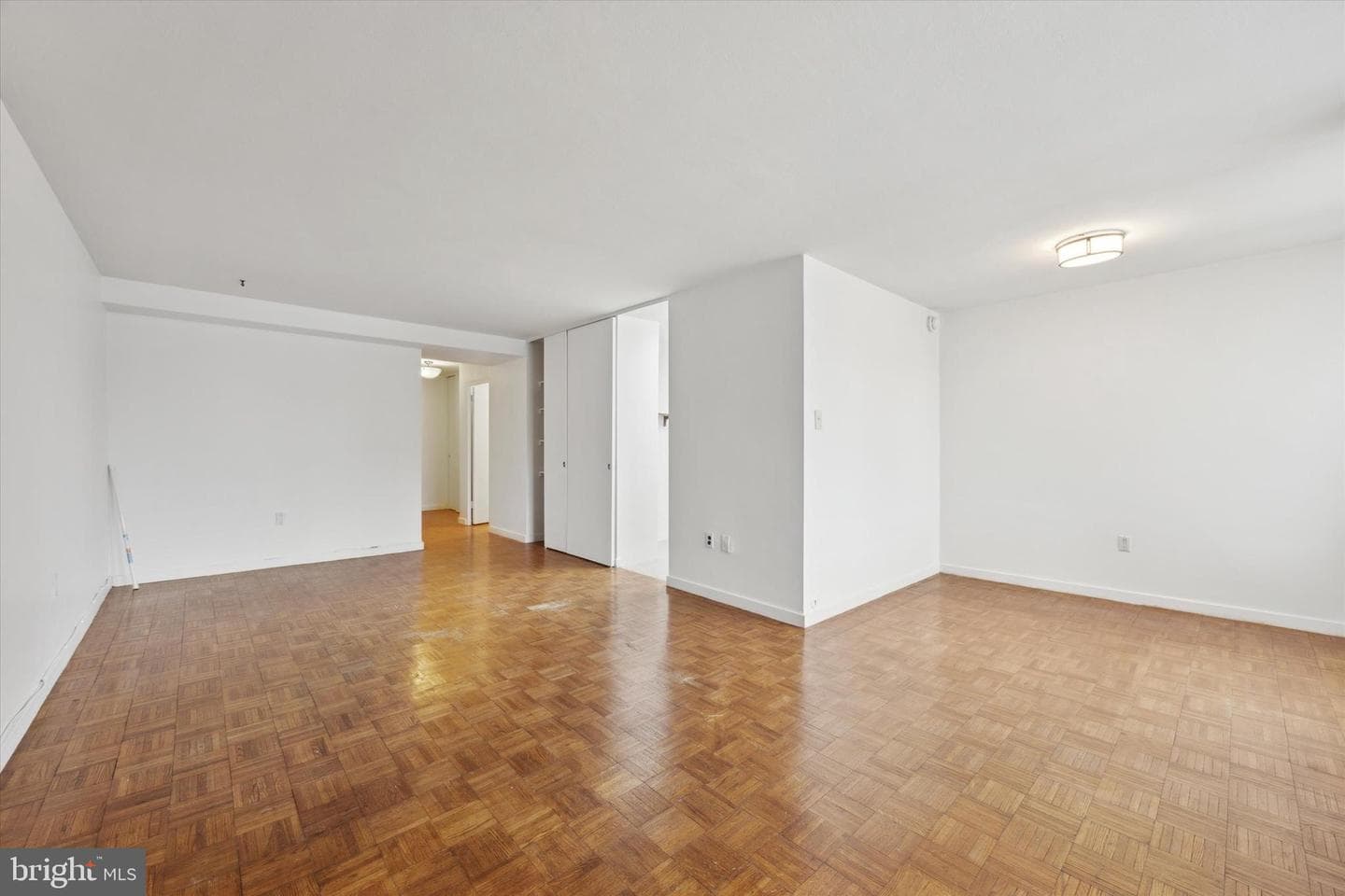 604 S Washington Square #804 photo 5