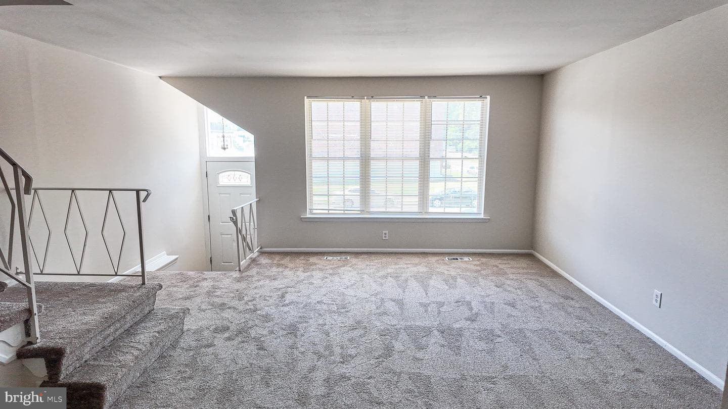 3403 Amity Road photo 4