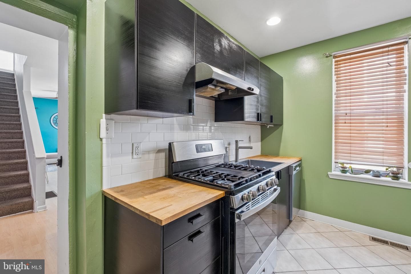 2727 E Clearfield Street photo 8