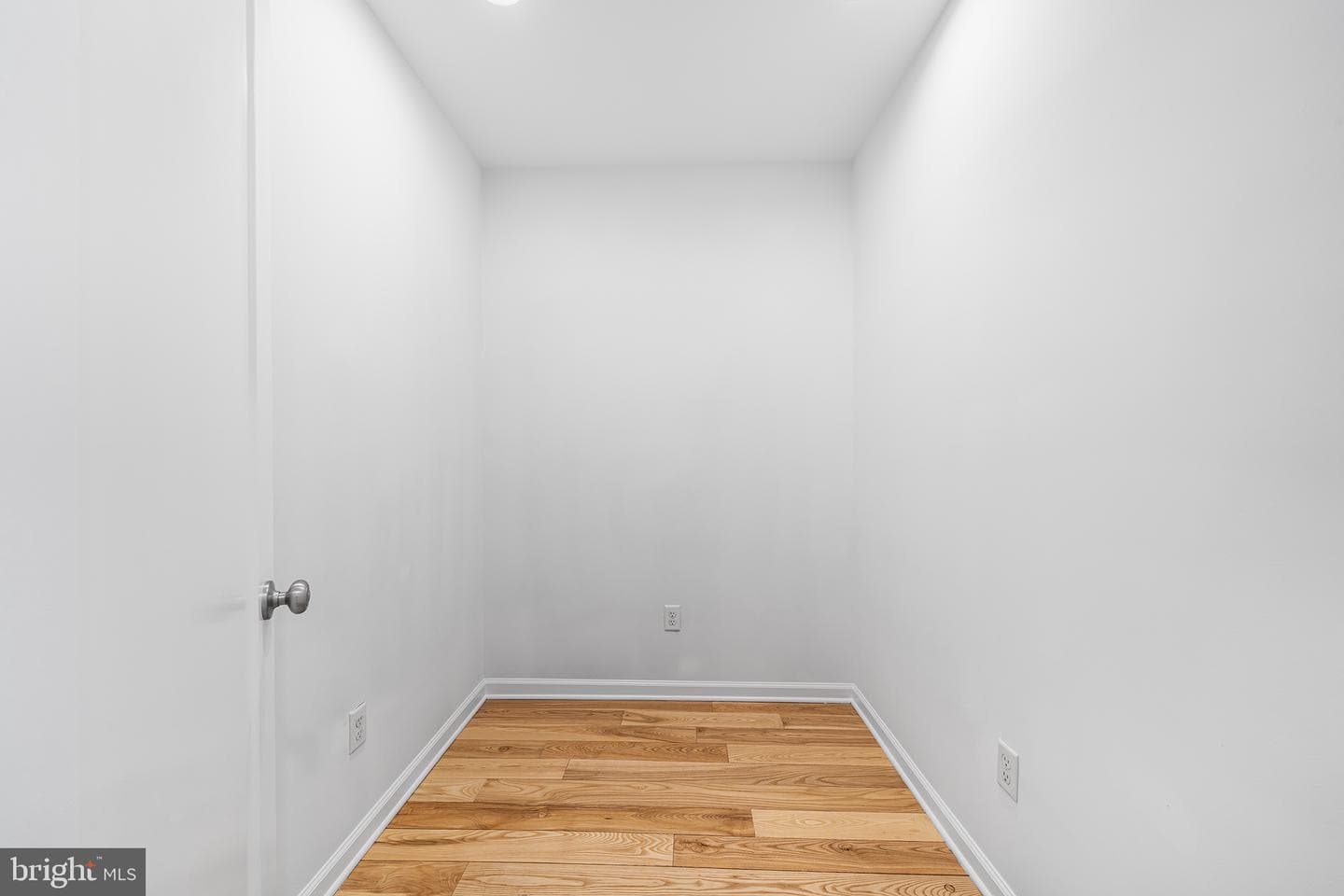 4047 Green Street photo 25