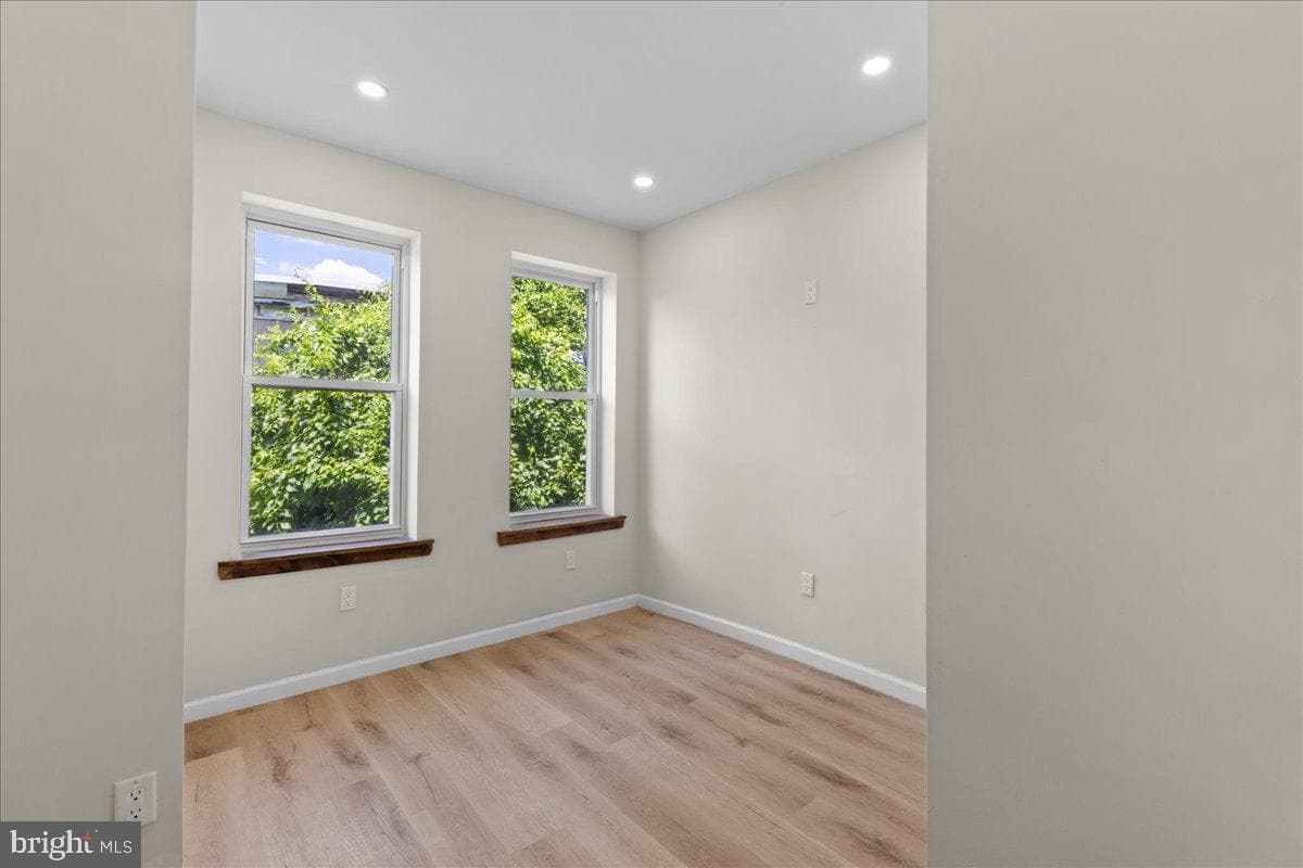 2442 N 13th Street photo 14