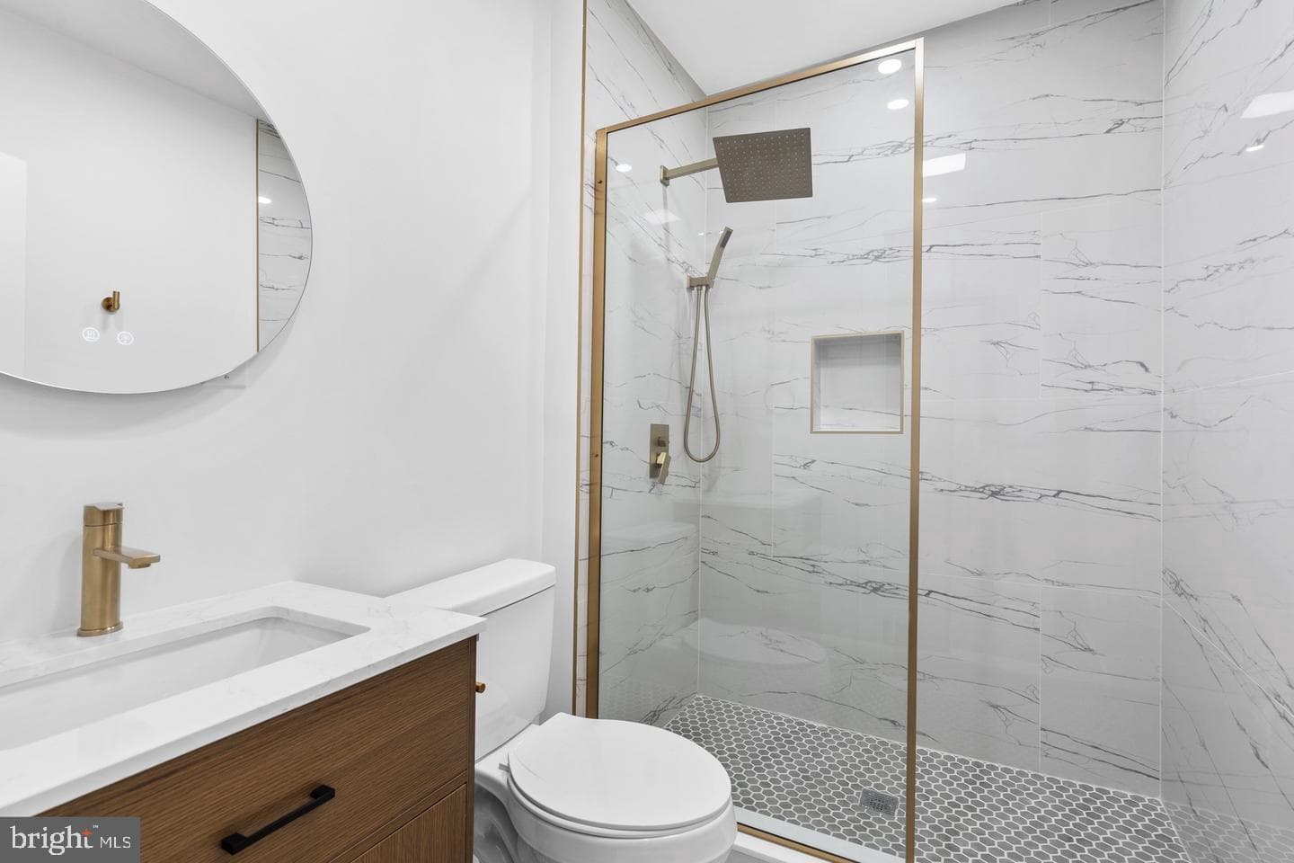 5541 Race Street photo 22