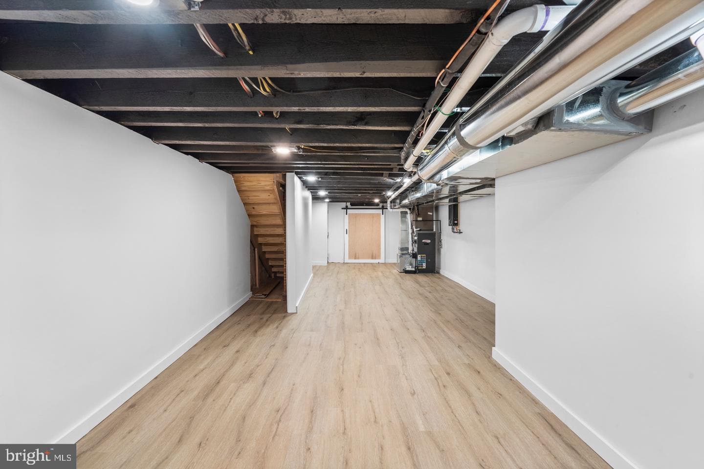 5541 Race Street photo 25
