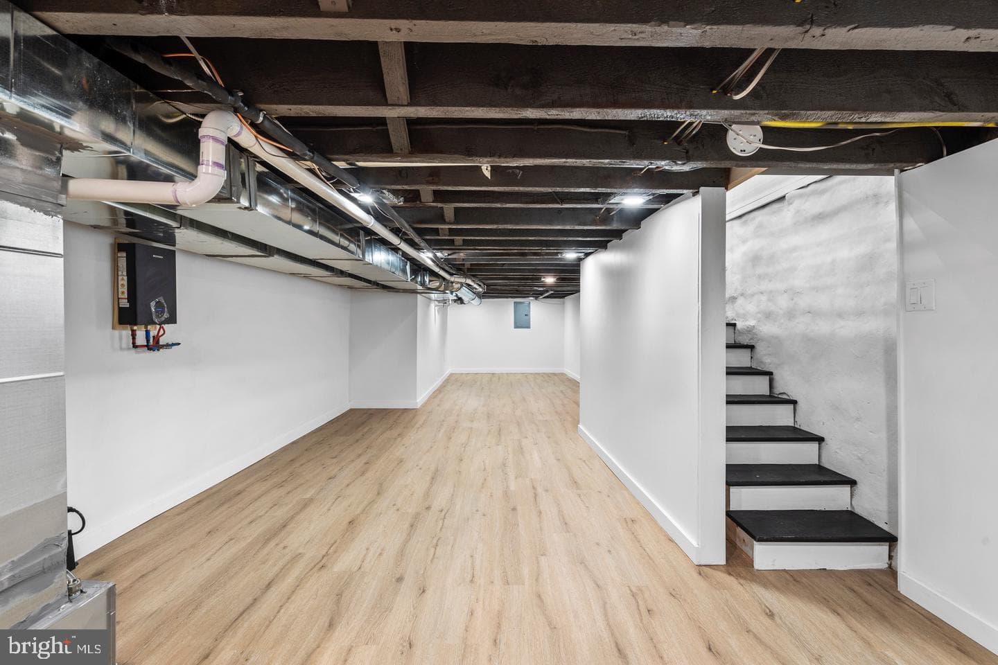 5541 Race Street photo 26