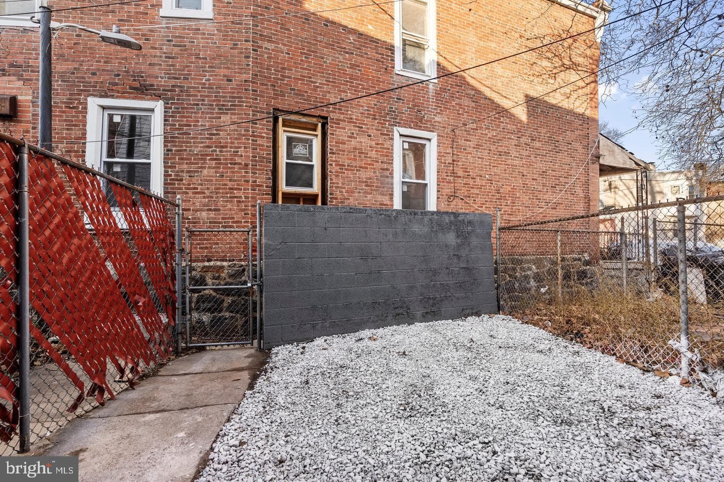 5541 Race Street photo 28
