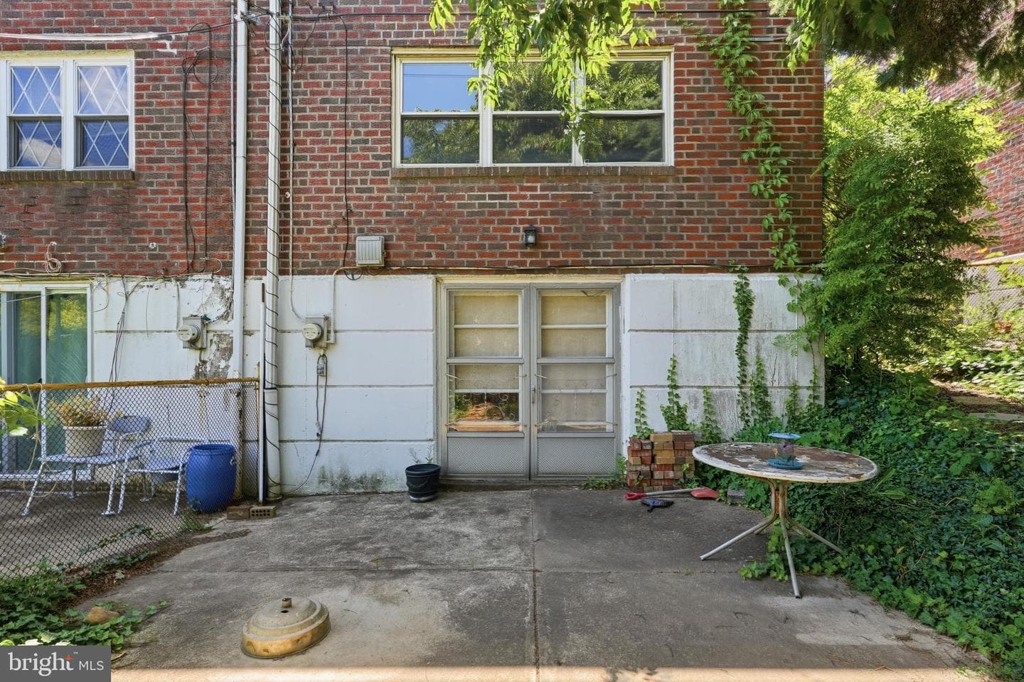 649 Lawler Street photo 41