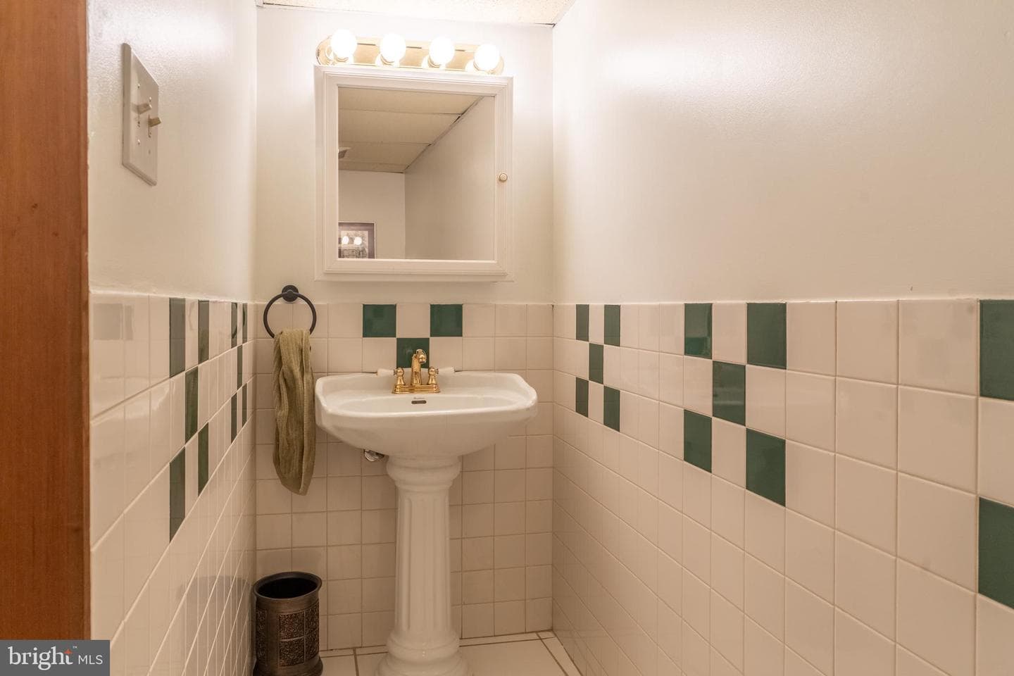1034 Marlborough Street photo 34