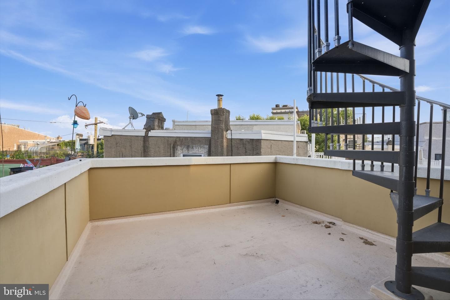 2407 Grays Ferry Avenue photo 37