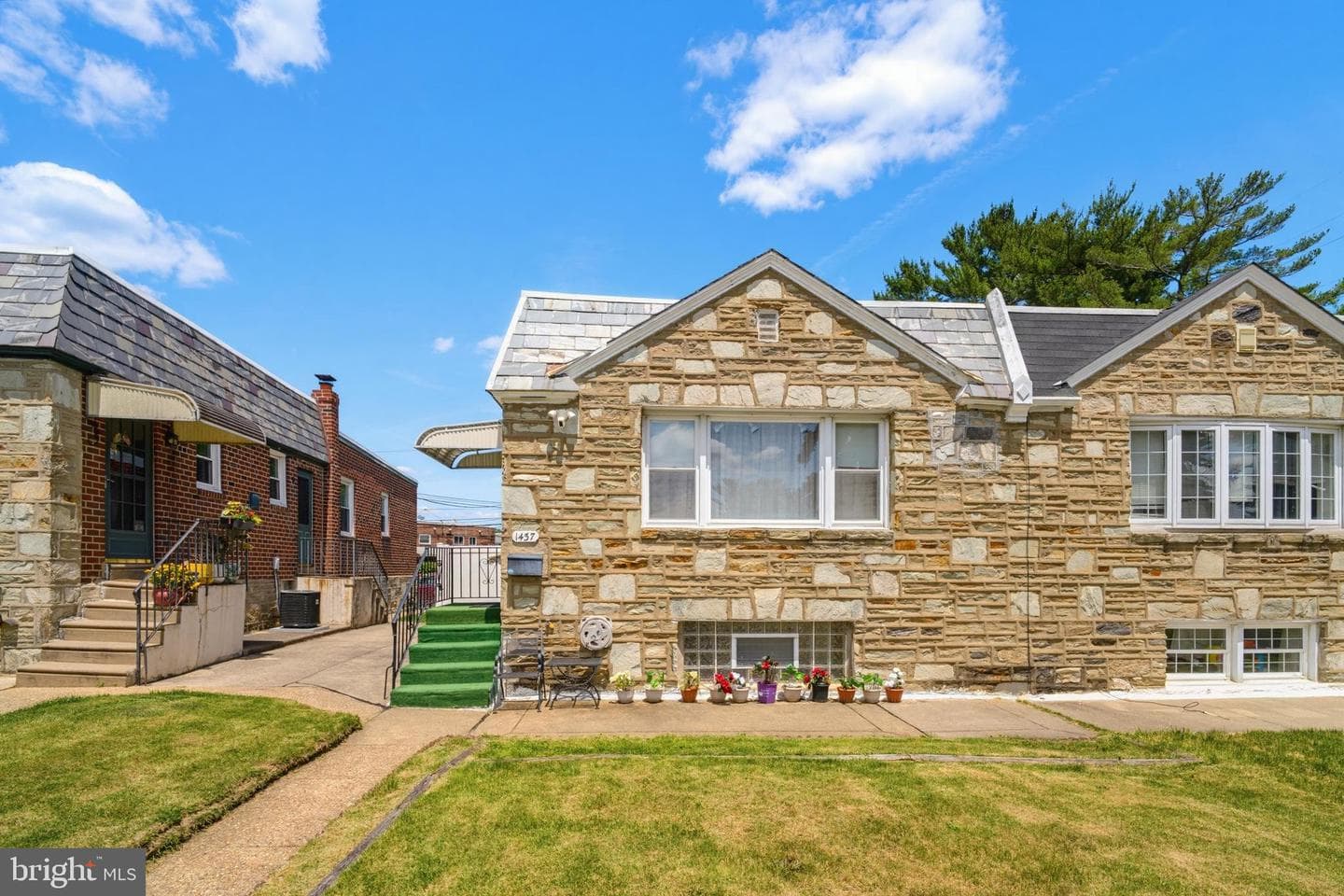1437 Napfle Avenue