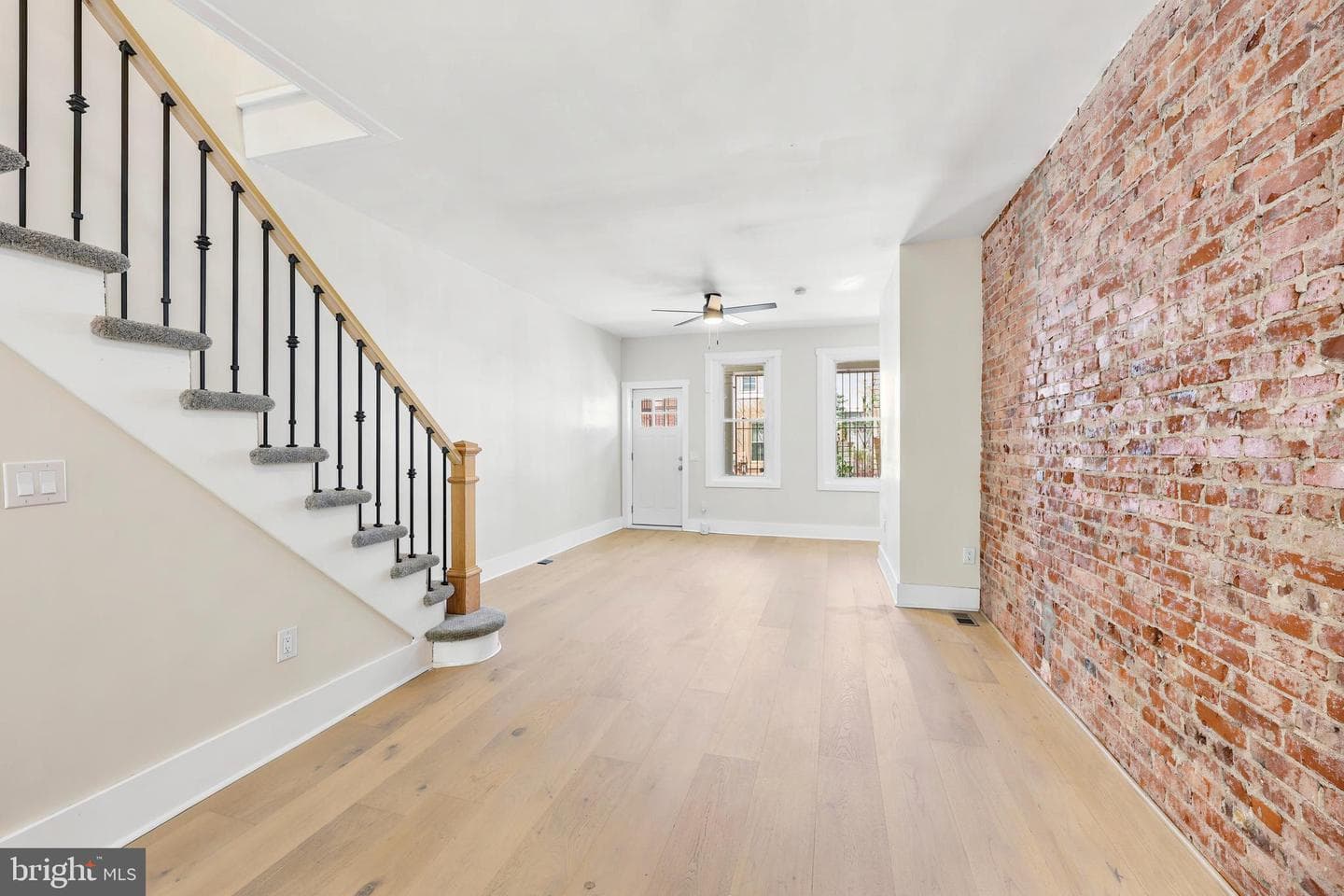 3345 Amber Street photo 5