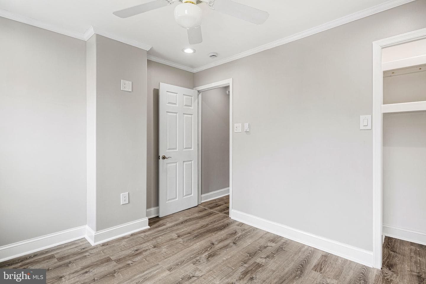 2856 Mercer Street photo 13