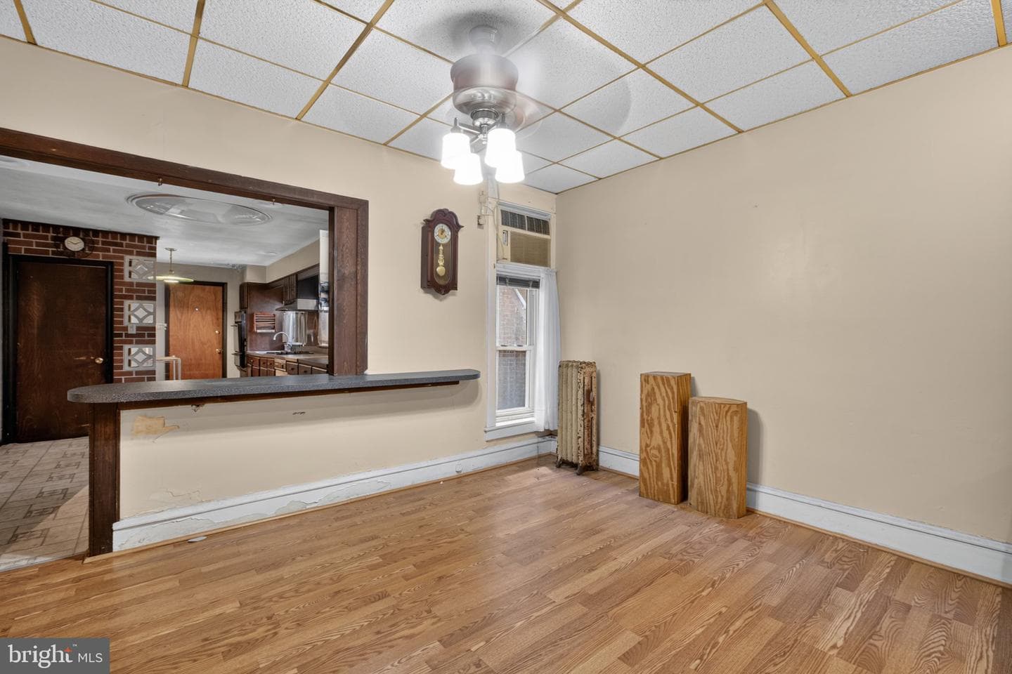 5856 Hadfield Street photo 8