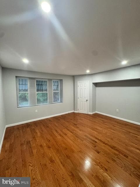 5640 Woodbine Avenue photo 6