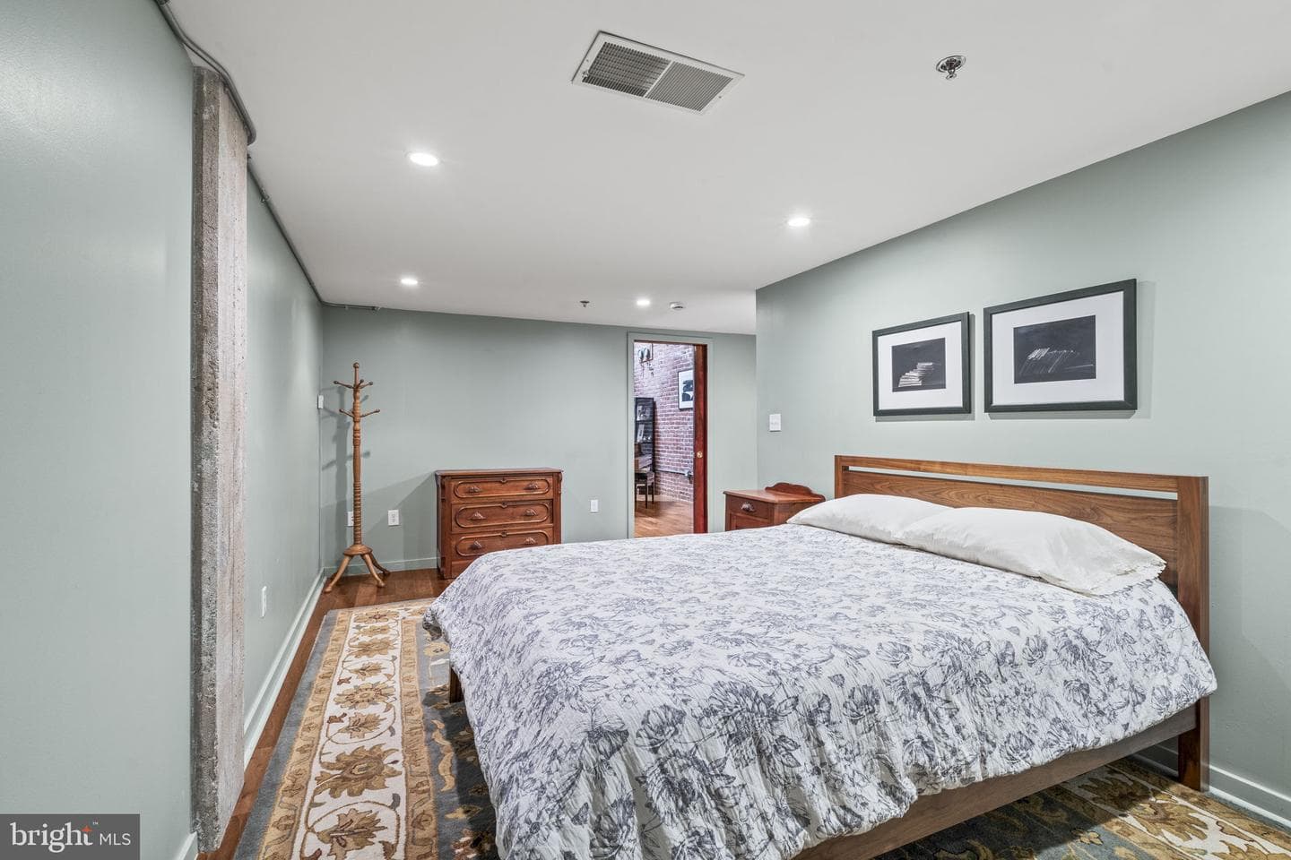 1234 Hamilton Street #105 photo 29