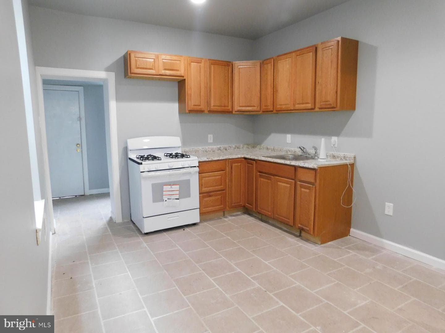 549 N Creighton Street photo 3