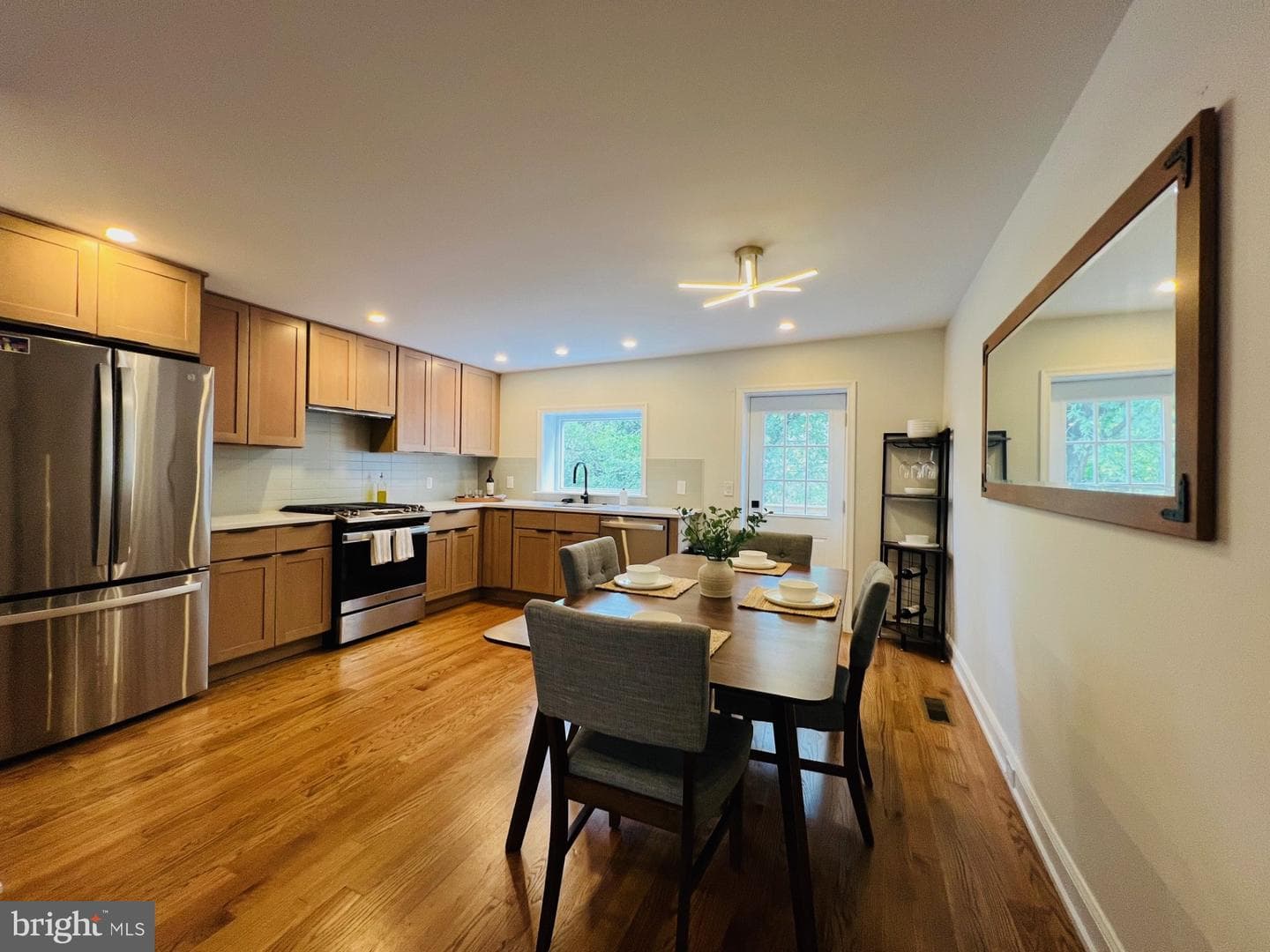 4735 Sheldon Street photo 12