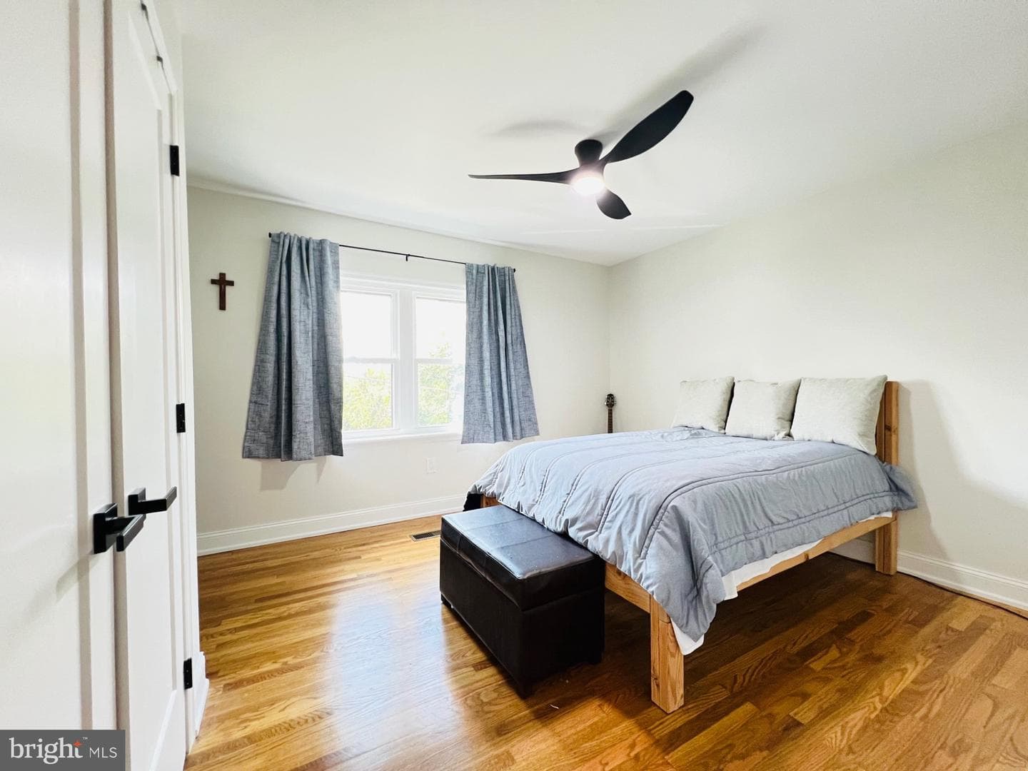 4735 Sheldon Street photo 25