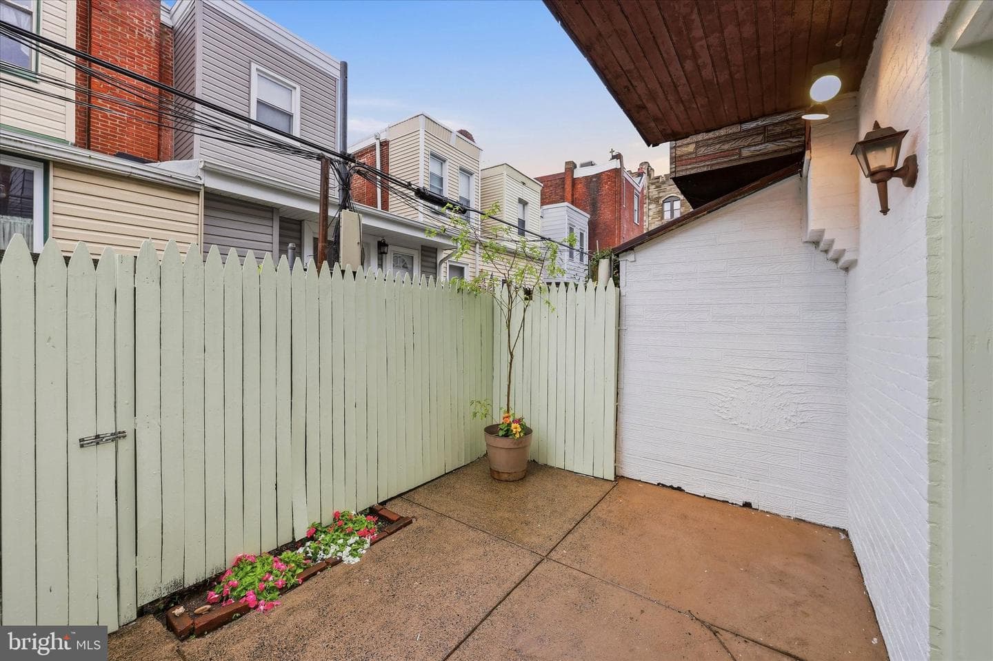 627 Miller Street photo 13