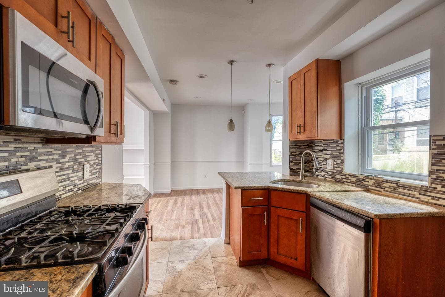 35 S Ashmead Place S photo 6