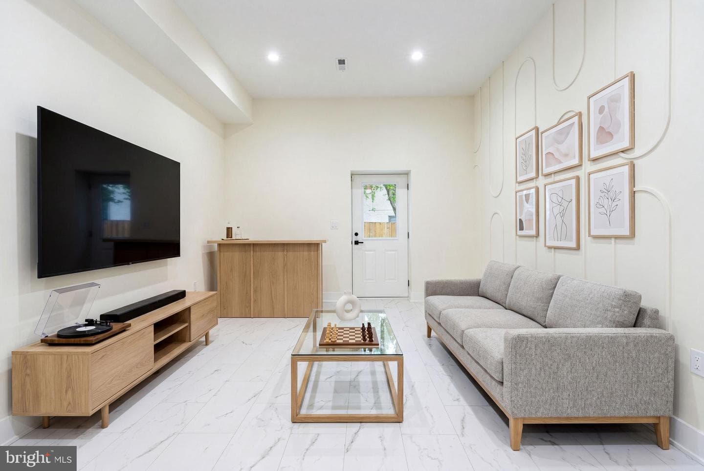 4748 Sheldon Street photo 18