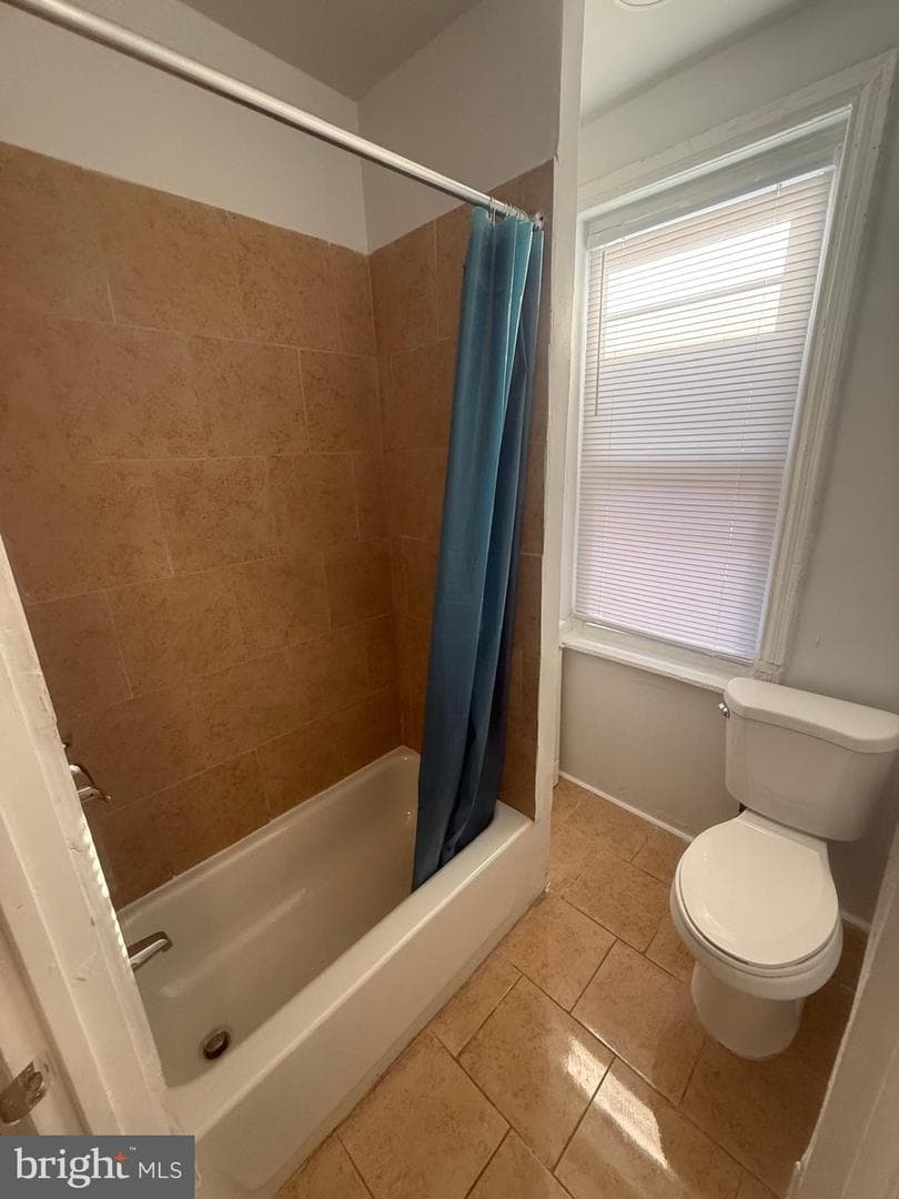 2513 N Bouvier Street photo 10