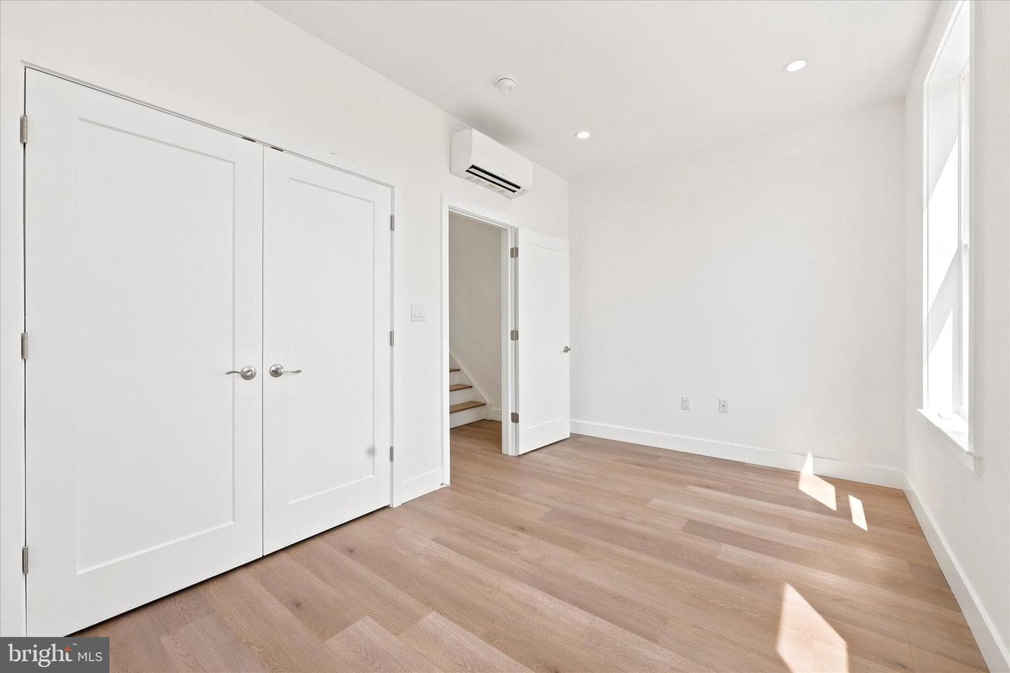 2119 Tasker Street photo 44