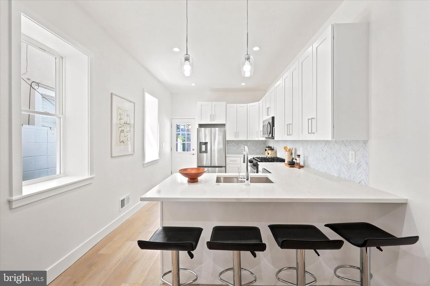 2119 Tasker Street photo 8