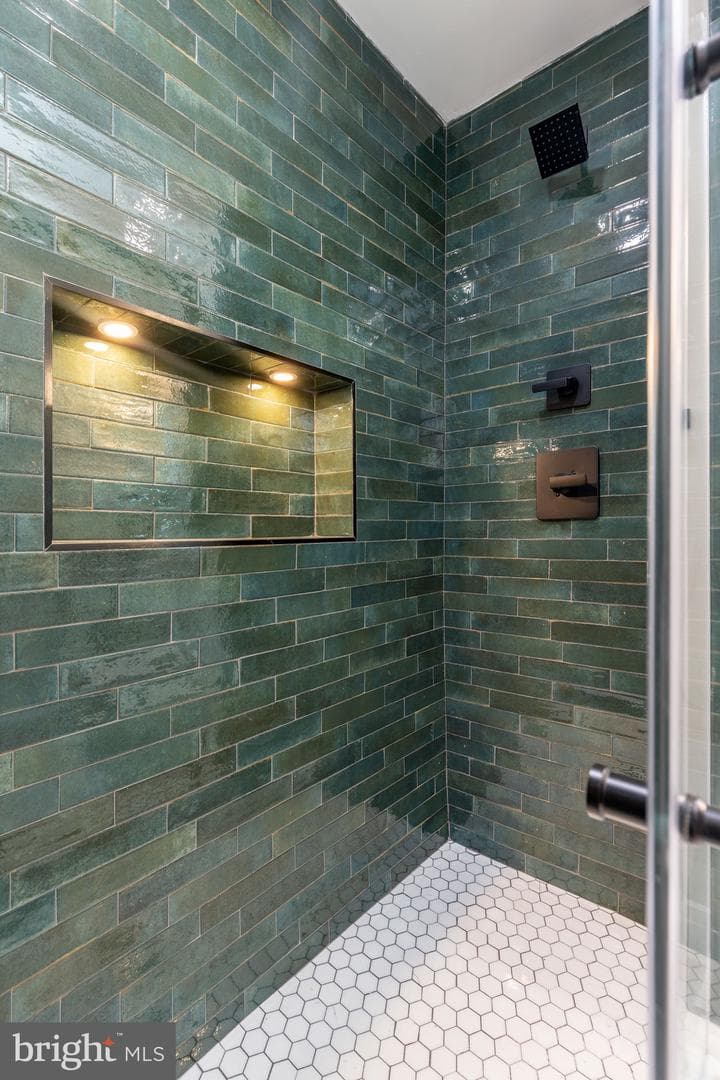 2641 Martha Street photo 25