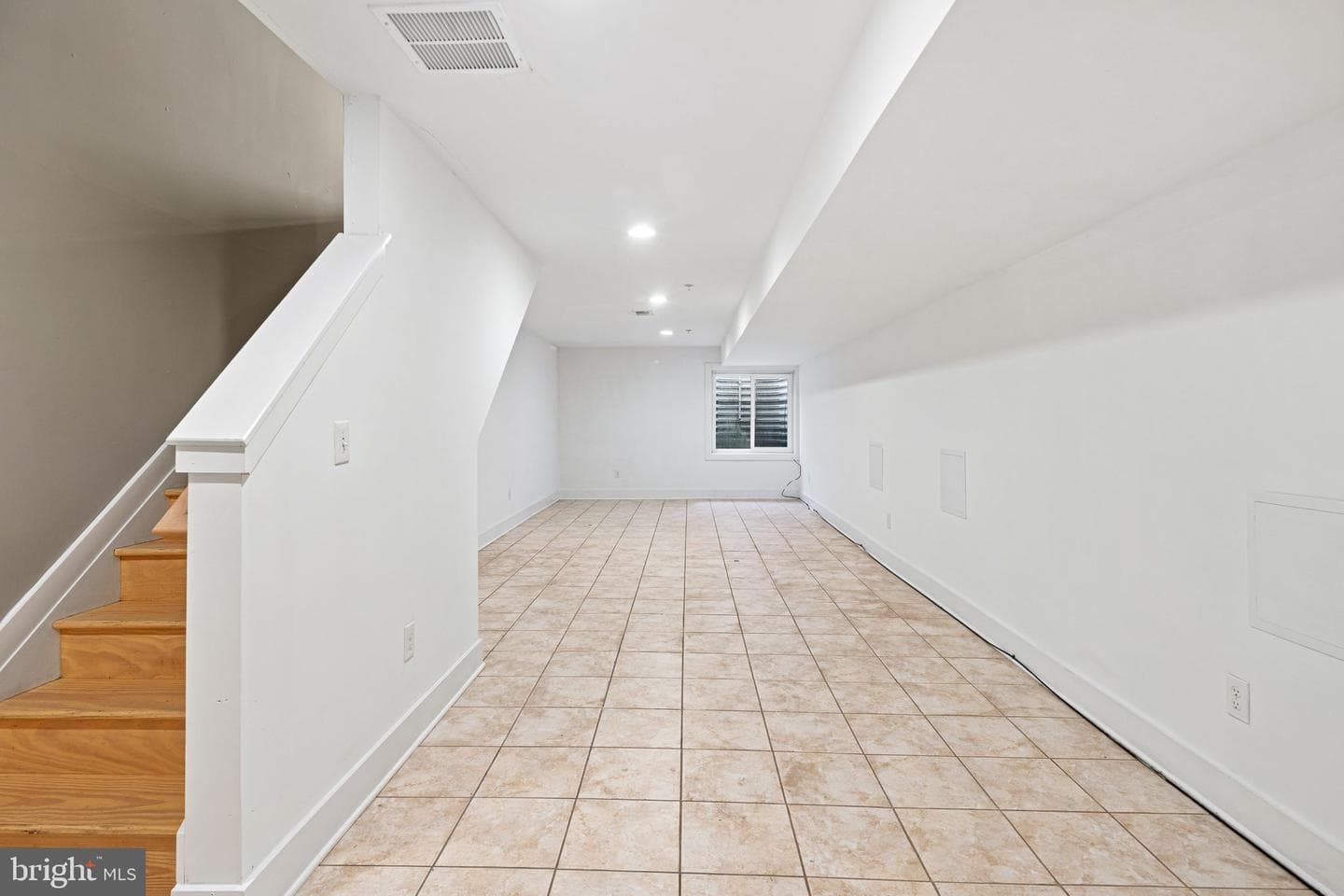2020 Trenton Avenue photo 31
