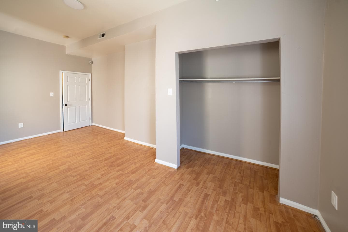 1842 N 16th Street photo 5