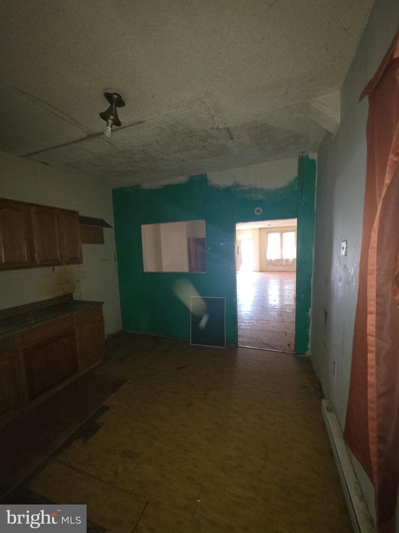 1844 E Orleans Street photo 12
