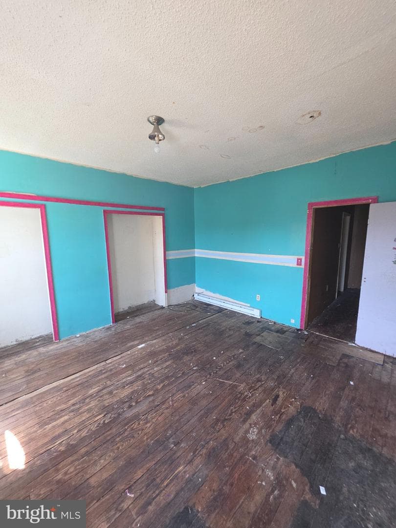 1844 E Orleans Street photo 28