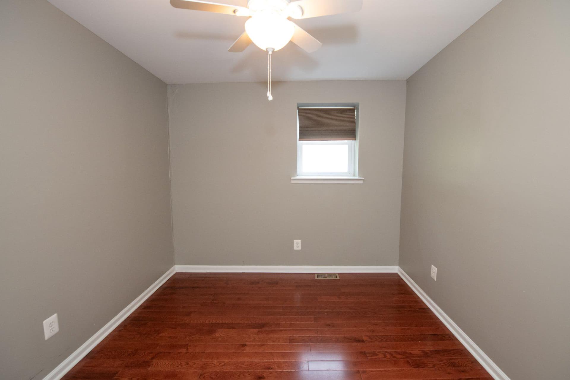 3421 Crawford Street photo 19