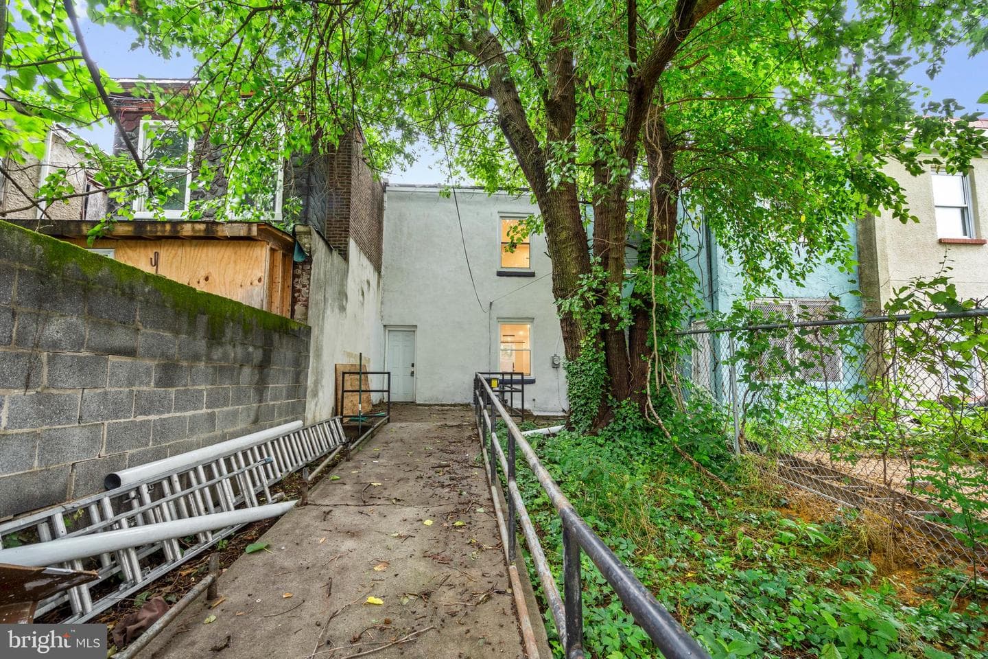 1908 N Croskey Street photo 22