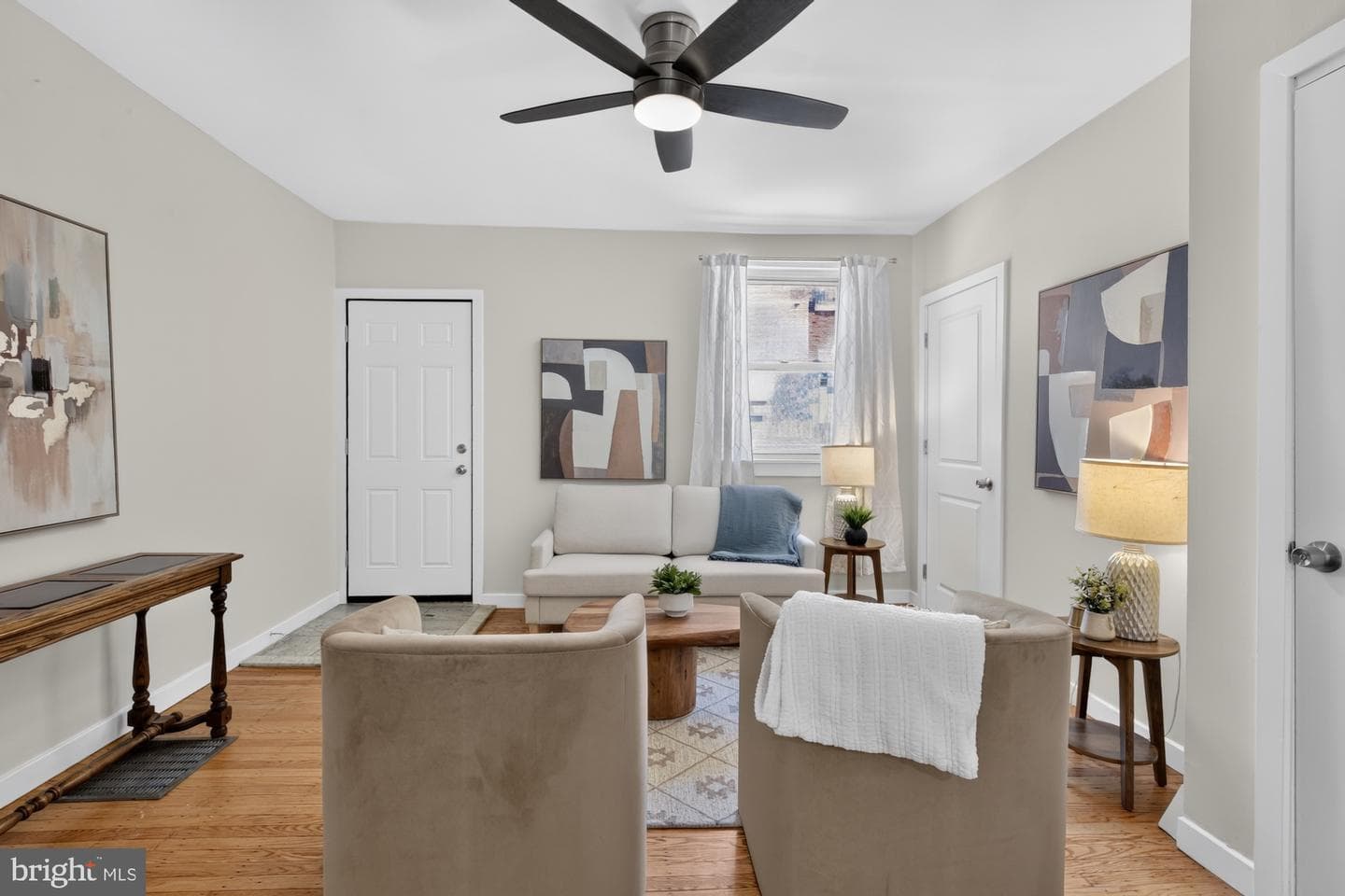 608 Clymer Street photo 5