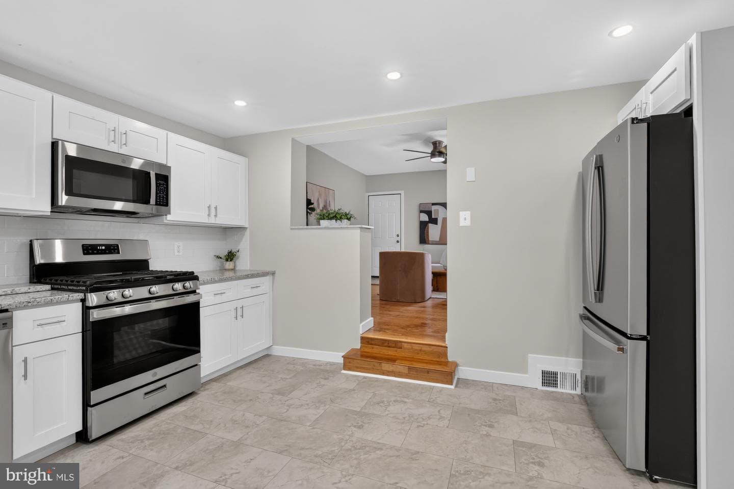 608 Clymer Street photo 8