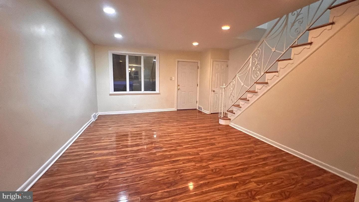 8149 Leon Street photo 11