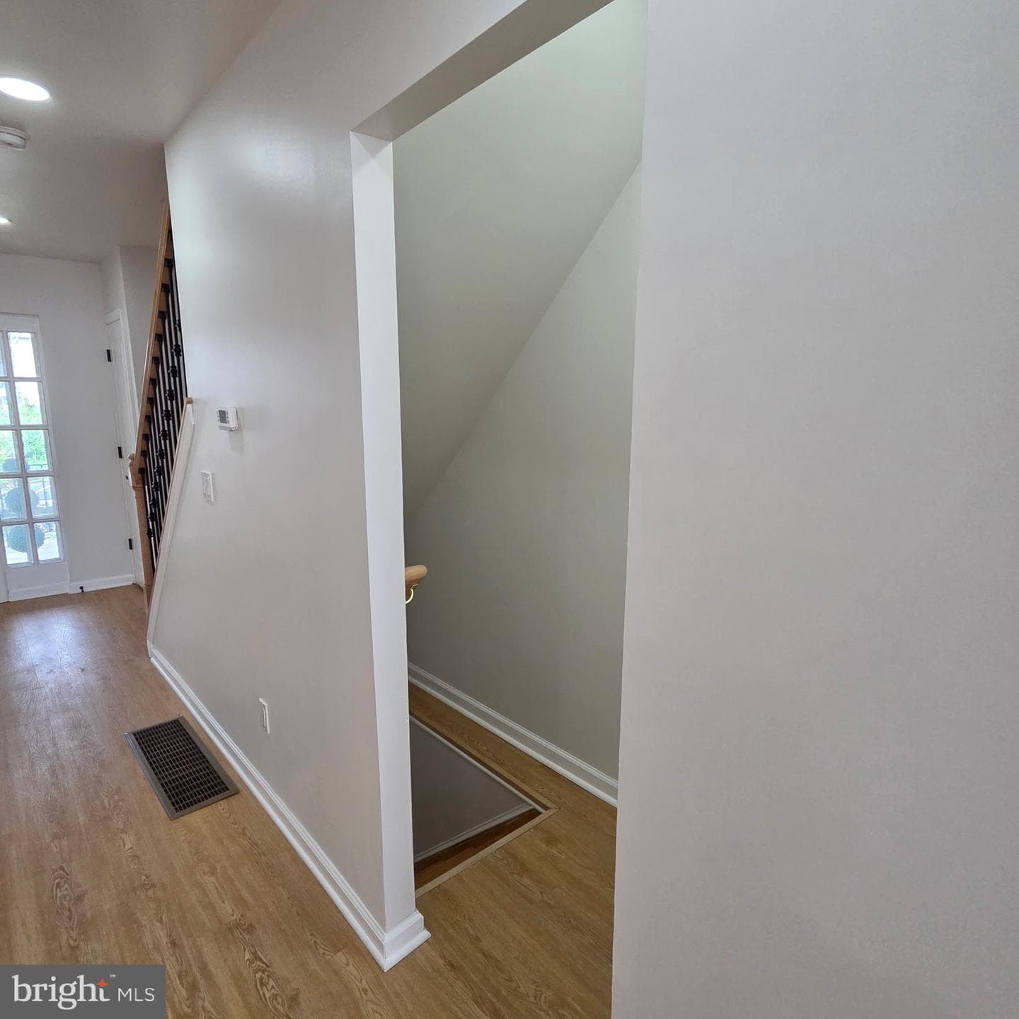 5712 Dunlap Street photo 35