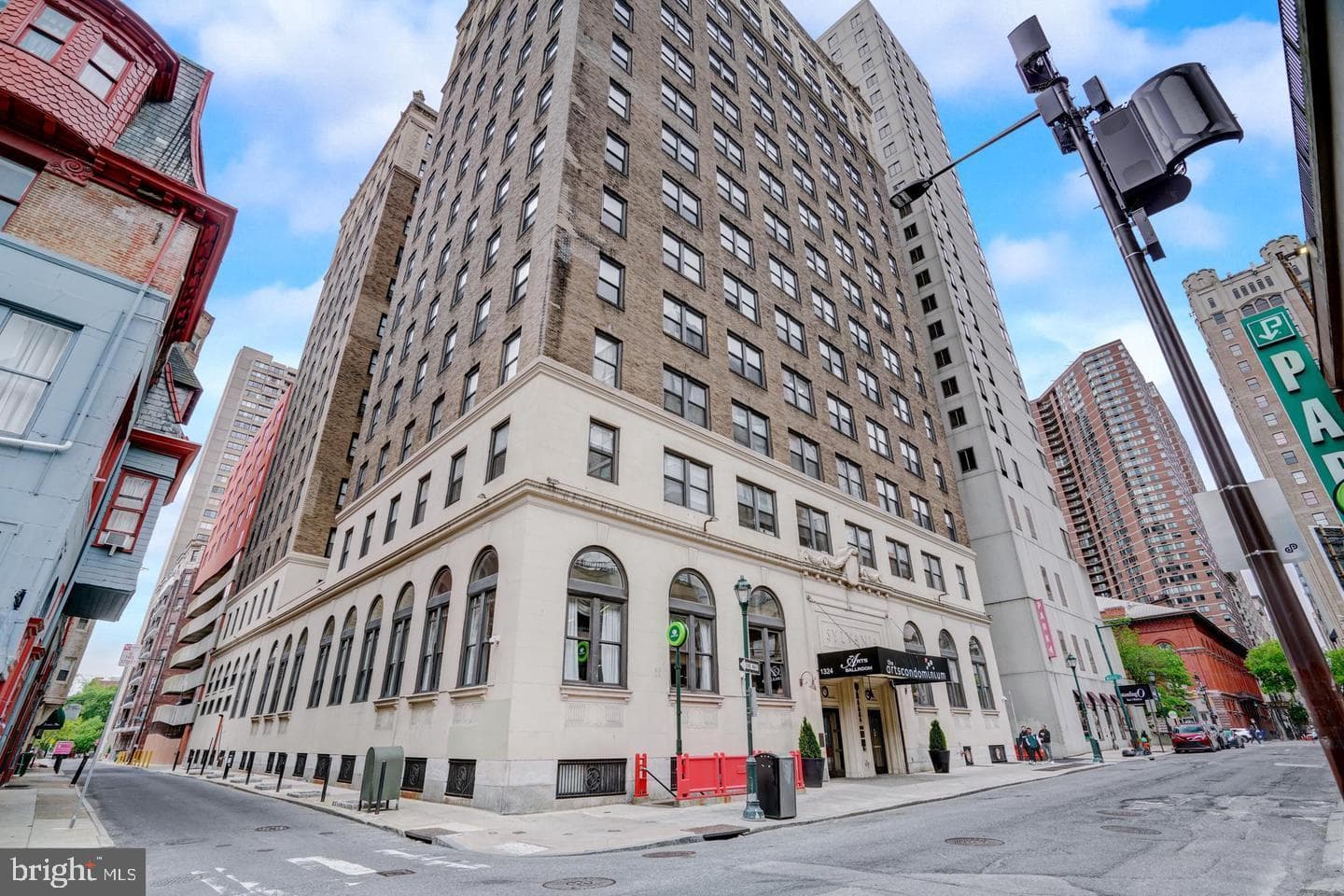 1324 Locust Street #506