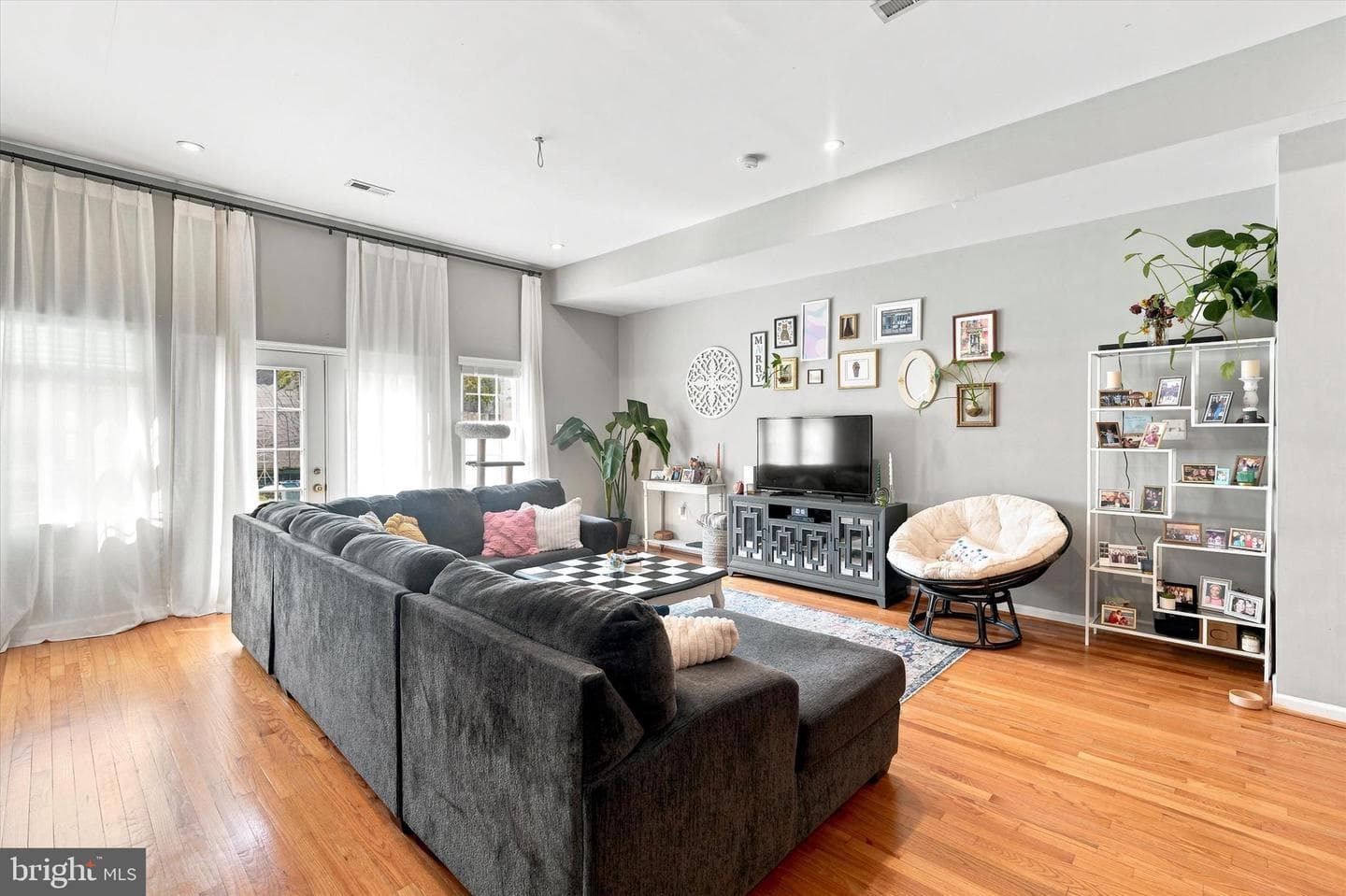 444 Moyer Street photo 10