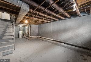 1635 Etting Street photo 21
